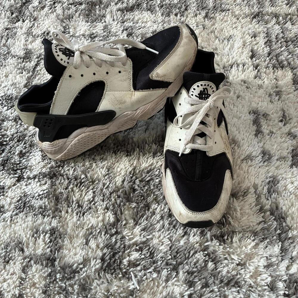Nike AIR HUARACHE Men DD1068-001 Sneakers – Black/White-Black Size 11.5